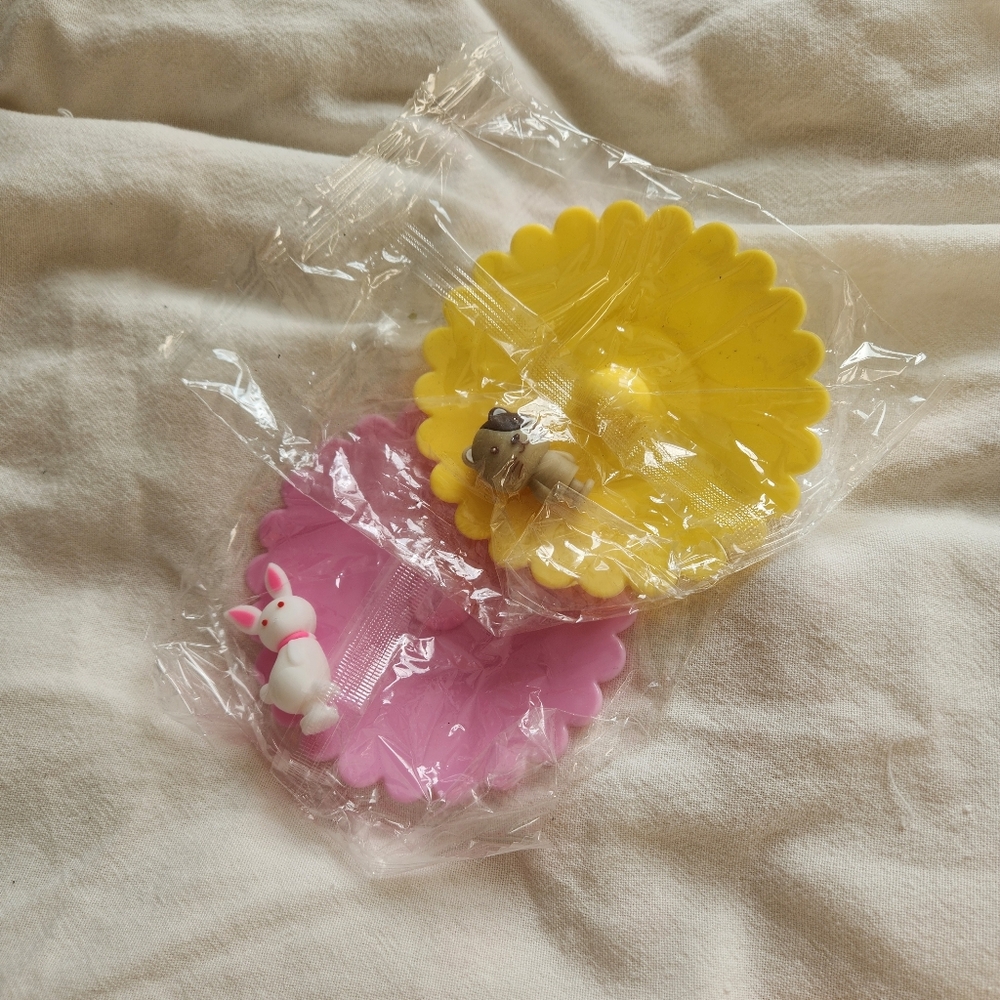 NWT Amazon | Yellow and Pink Silicone Cup Lids in Bunny and Cat Animal, One Size